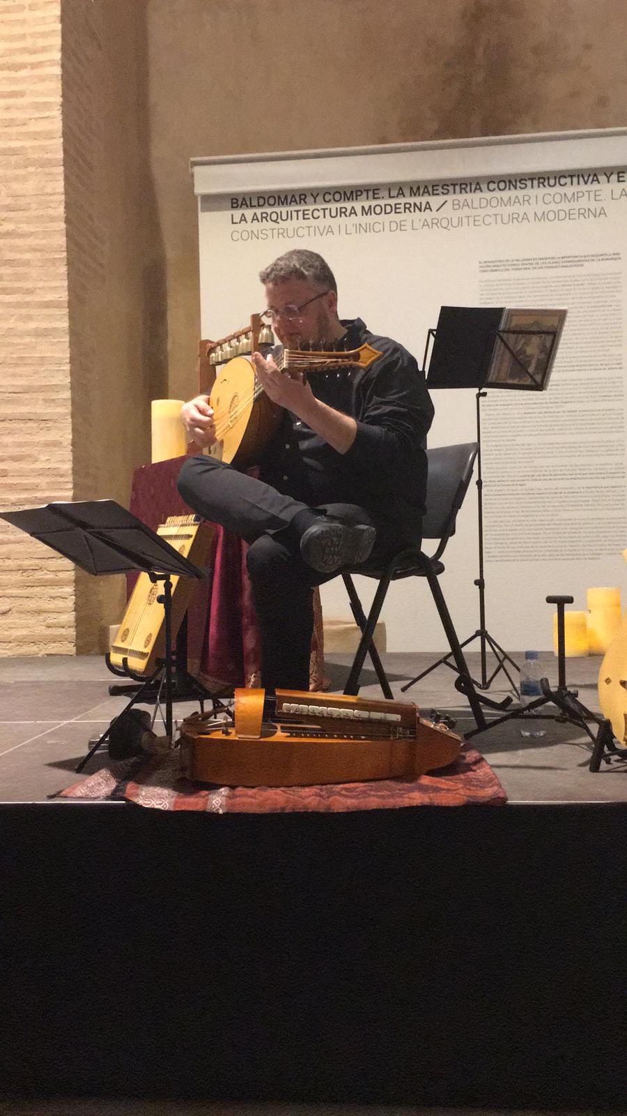 78b9d9cc-af62-48df-88a1-84a716052948